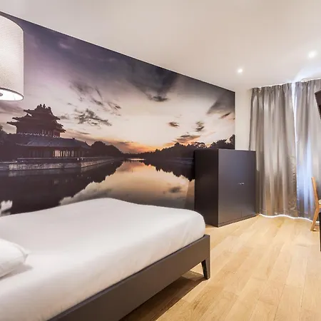 Jenner Hotel Paris